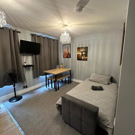 Cosy 2 Bedrooms Apartment London Eksteriør bilde