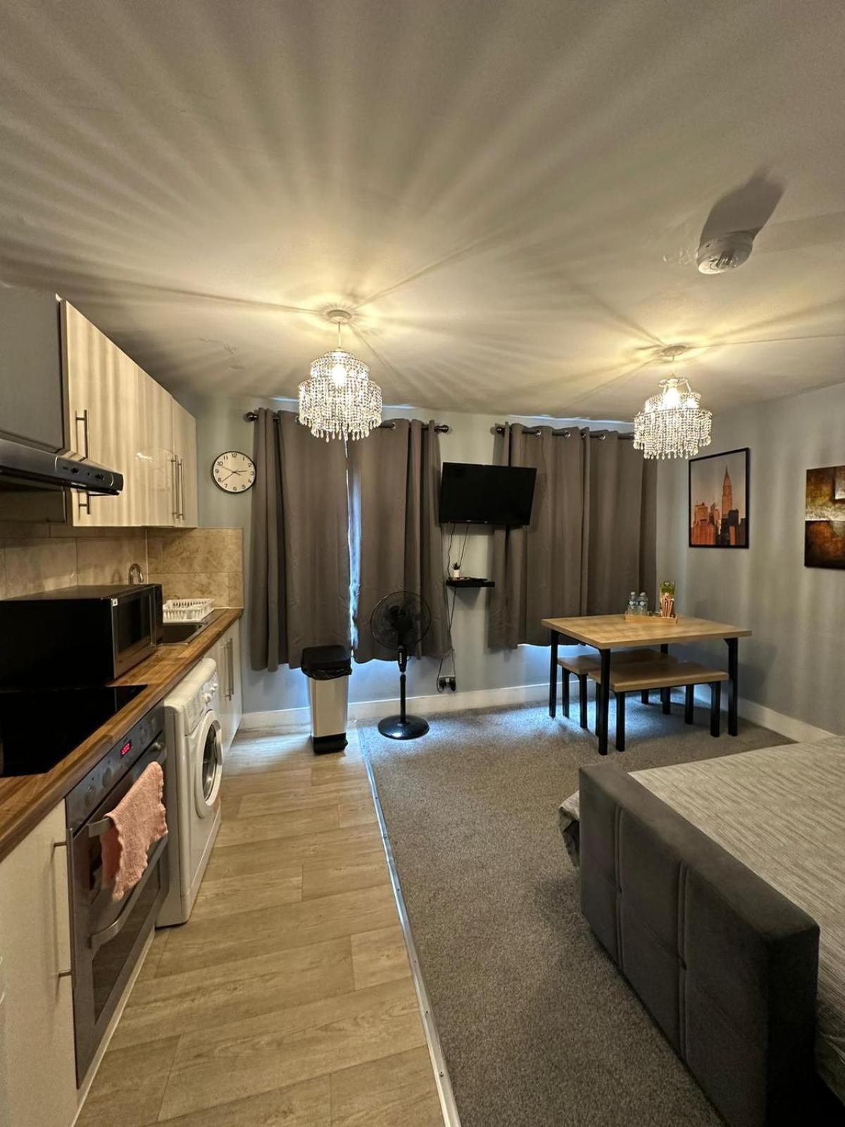 Cosy 2 Bedrooms Apartment London Eksteriør bilde