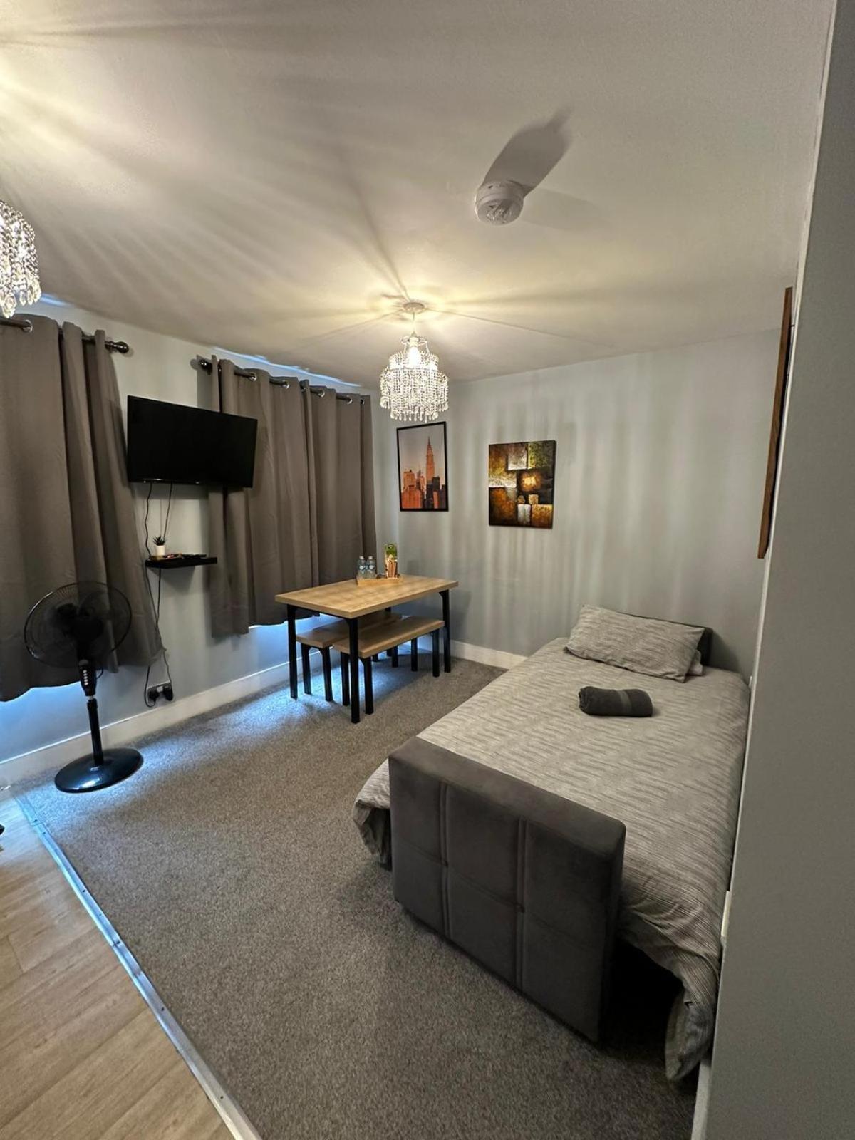 Cosy 2 Bedrooms Apartment London Eksteriør bilde