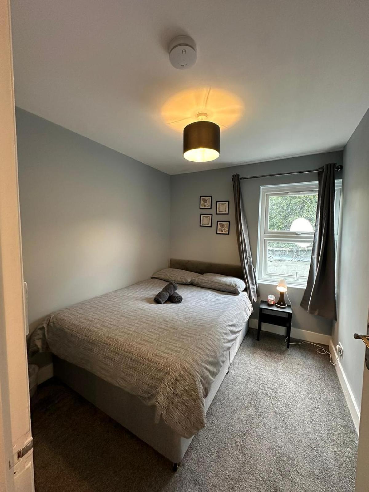 Cosy 2 Bedrooms Apartment London Eksteriør bilde
